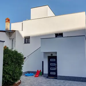 Miema With Jacuzzi , Zadar Croatia